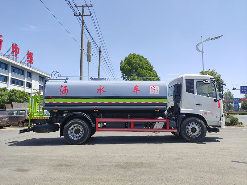 中潔牌XZL5184GSS6型灑水車(chē)