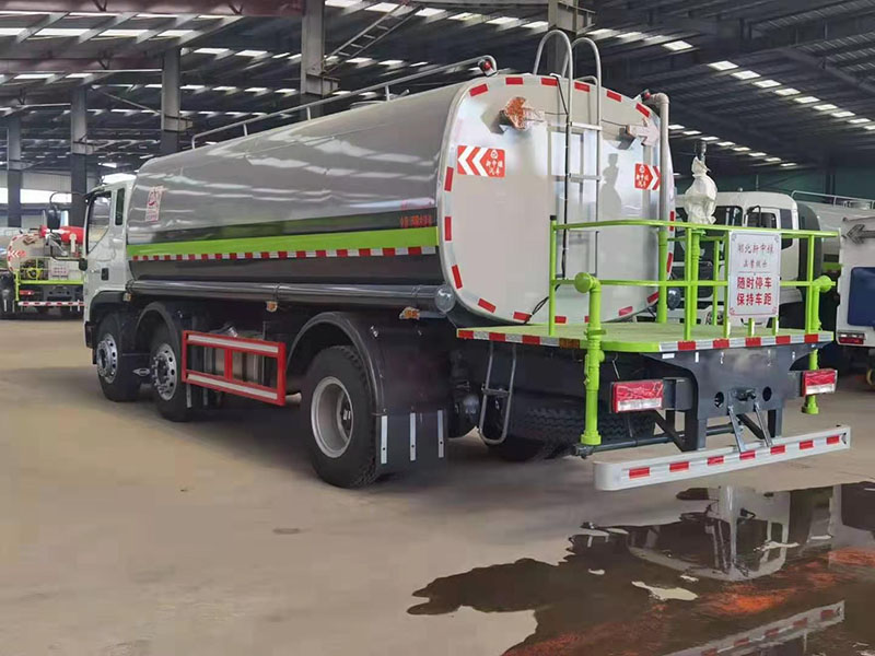 中潔牌XZL5240GPS6型綠化噴灑車(chē)